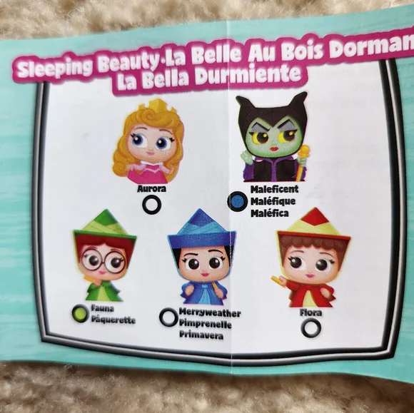 Disney Doorables Series 5 Aurora, Fauna, Merryweather, and Flora - Picture 3 of 4